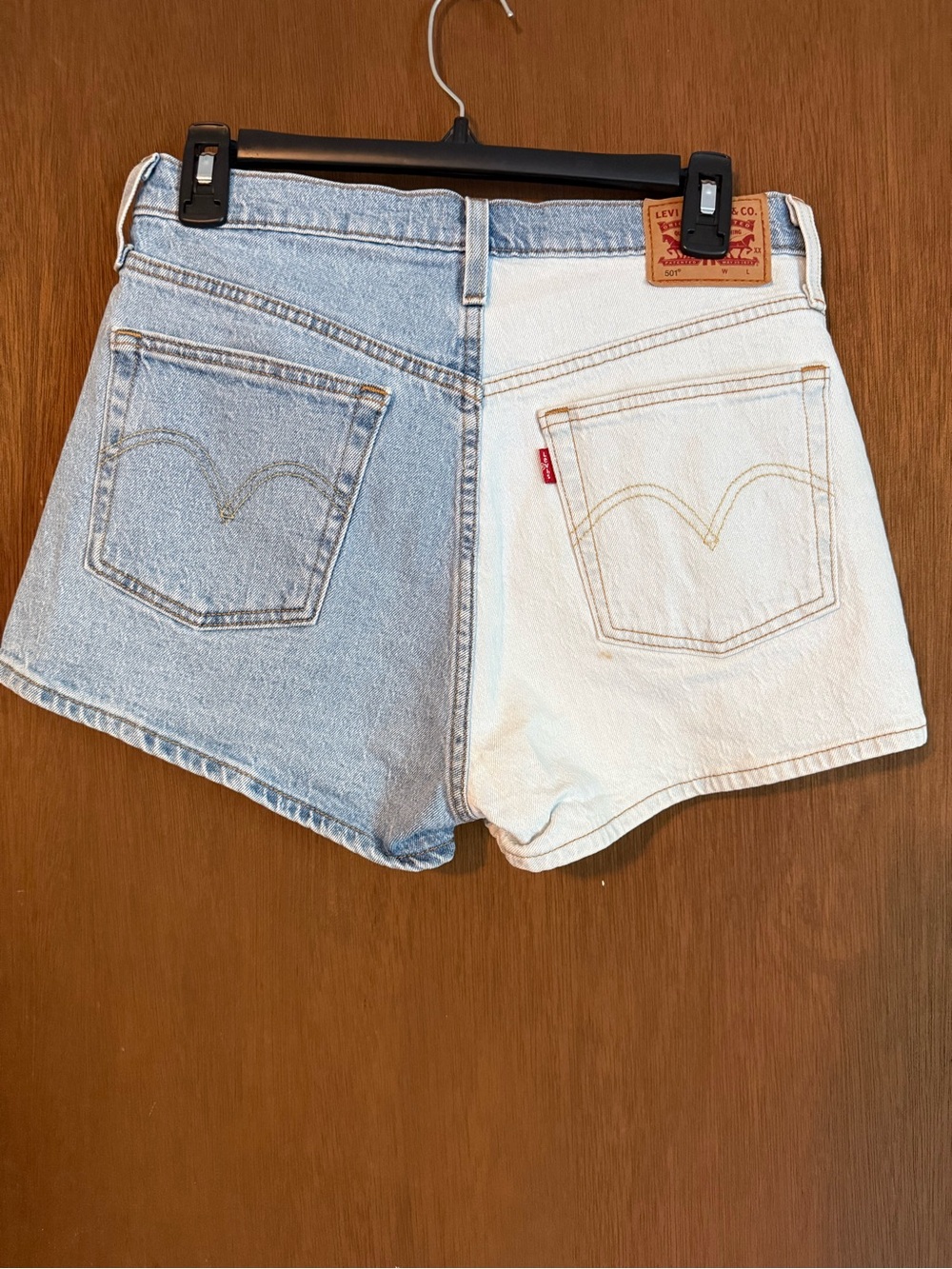 Levi's Two-Tone High-Rise Denim Shorts - Blue & White